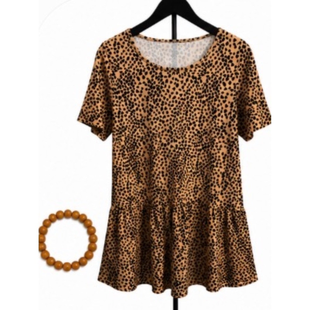 Hibluco Leopard Print Peplum Top Women's Size Large | Tan & Black Animal Print |